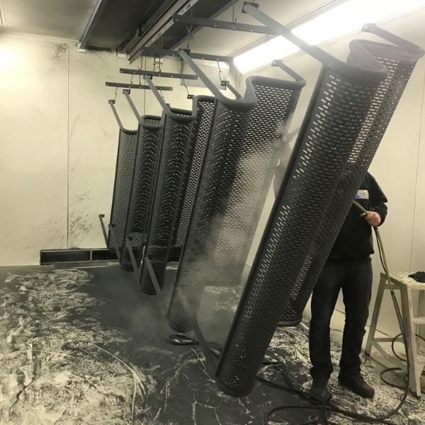 poedercoating straatmeubilair zitbanken kleur in buitenruimte